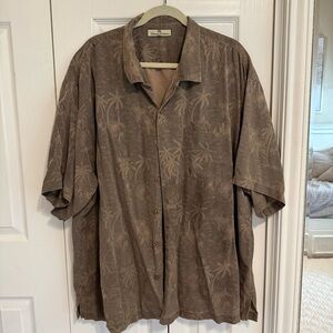 Tommy Bahama ButtonDown Shirt
